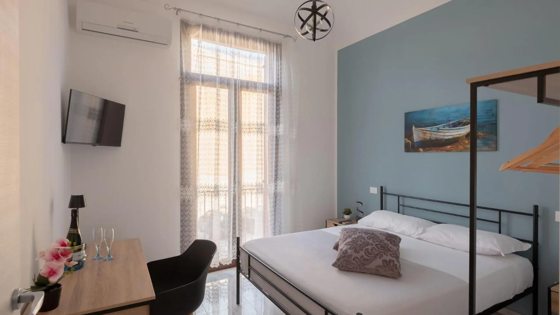 L Agora Di Favignana Hotel 0*,  Italy